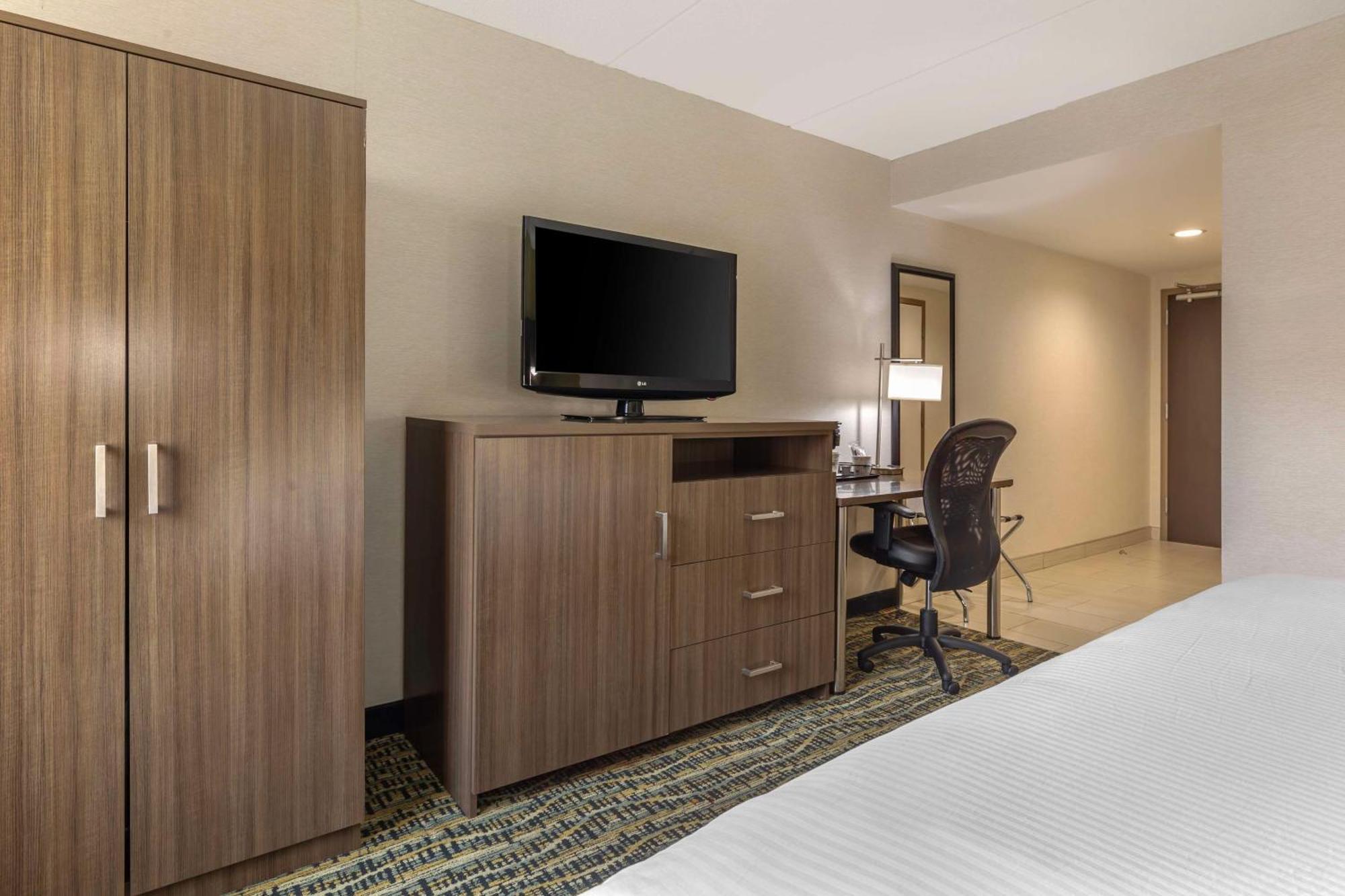 Best Western Plus New Englander Woburn Eksteriør billede
